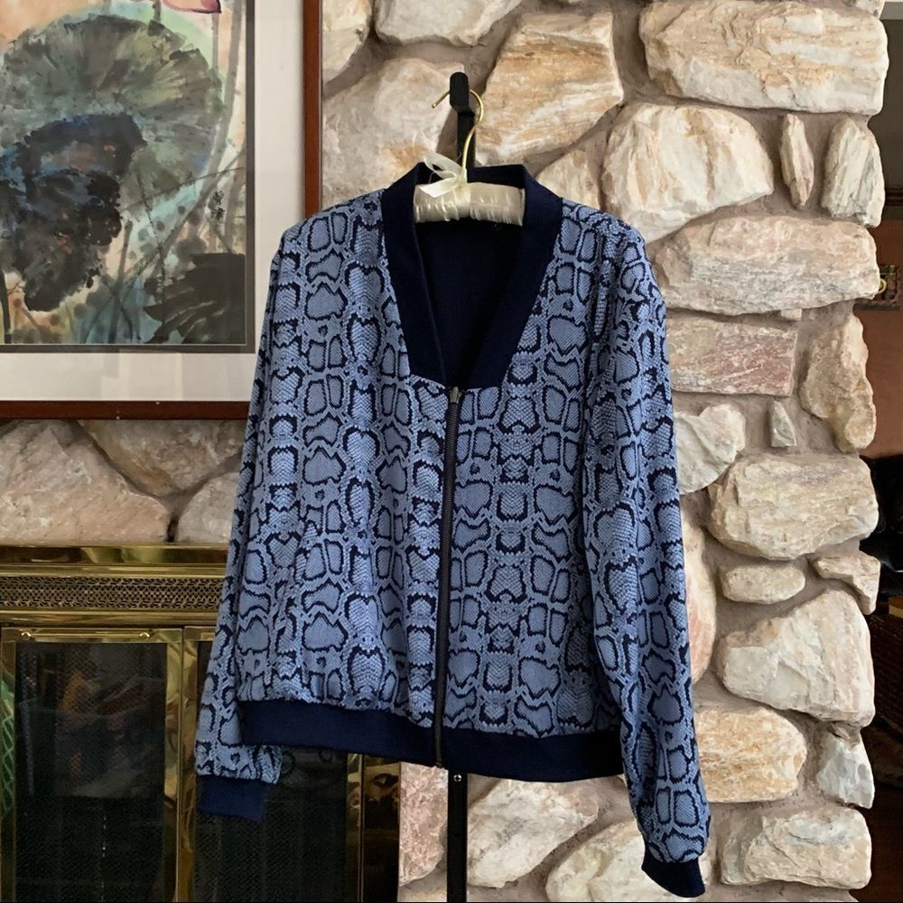 Reversibel bomber snake/blue 